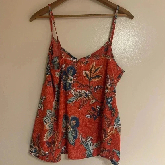 Paisley red floral patterned tank top Hollister boho  | size XS - Picture 2 of 2